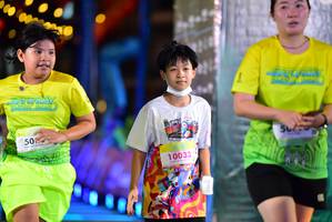 BIB: 10033
                            <button type="button" onclick="openModal(21804342)" class="btn btn-primary btn-sm float-right btn-popup" data-toggle="modal" data-target=".modal-high-quality">
                        <i class="fas fa-shopping-cart"></i> Add to Cart
                    </button>
                                            <button type="button" onclick="isThisMe(21804342, true)" class="btn btn-success btn-sm float-right btn-popup btn-isme hidden" data-toggle="tooltip" data-placement="bottom" title="นี่คือรูปของคุณใช่ไหม คลิกที่นี่เพื่อเอาเข้าอัลบั้ม">
                        <i class="fas fa-plus"></i> Add to album
                    </button>
                    <button type="button" onclick="isThisMe(21804342, false)" class="btn btn-warning btn-sm float-right btn-popup btn-isnotme hidden">
                        <i class="fas fa-ban"></i> Remove from album
                    </button>